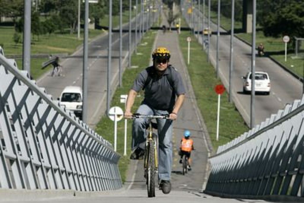 Mesto luči želi postati mesto koles