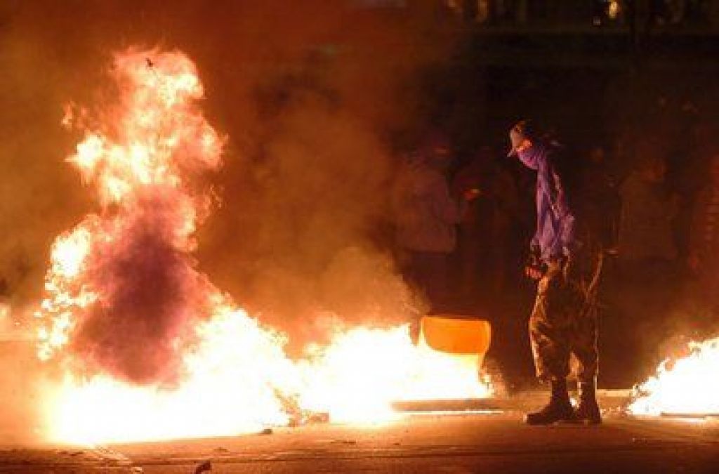 Med protestih na Madžarskem aretirali 56 ljudi