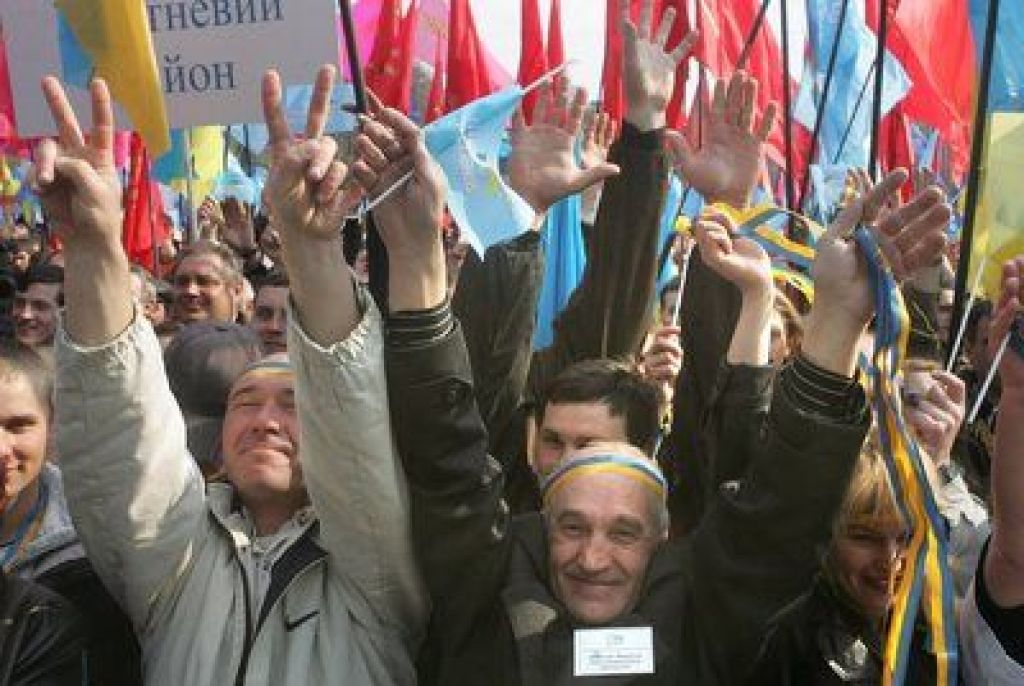Juščenko razpustil parlament