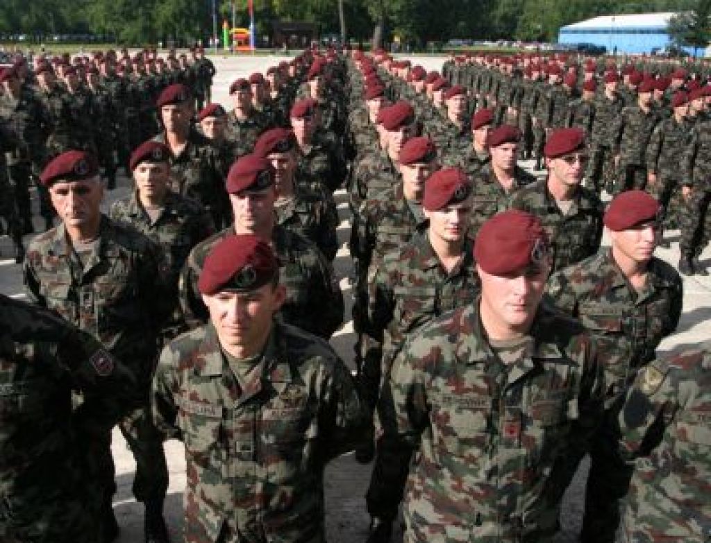 V Morsu brez razloga odslovili vojakinjo