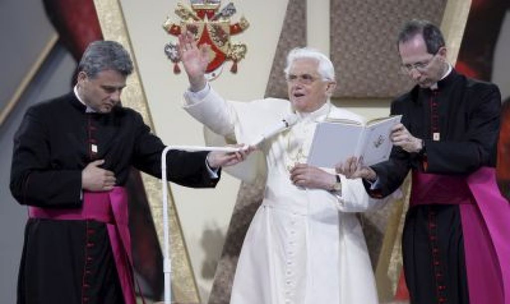 Papež želi po smrti darovati organe